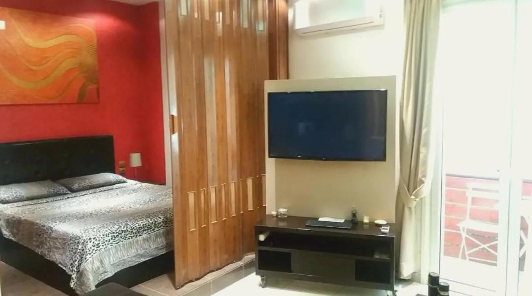 Safe & Cool Apartment كاندية المظهر الخارجي الصورة