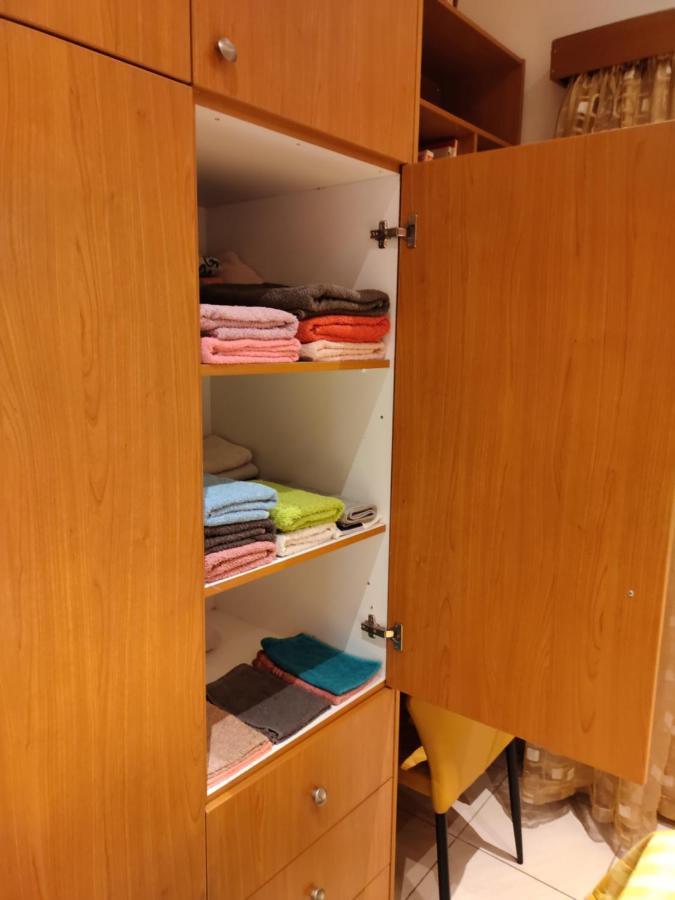 Safe & Cool Apartment كاندية المظهر الخارجي الصورة